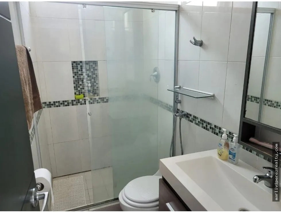 Apartment for sale in Edison Park