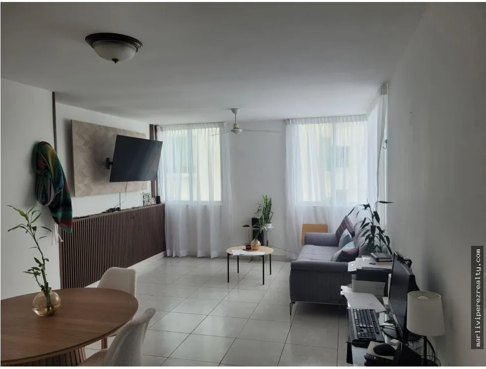 Apartment for sale in Edison Park