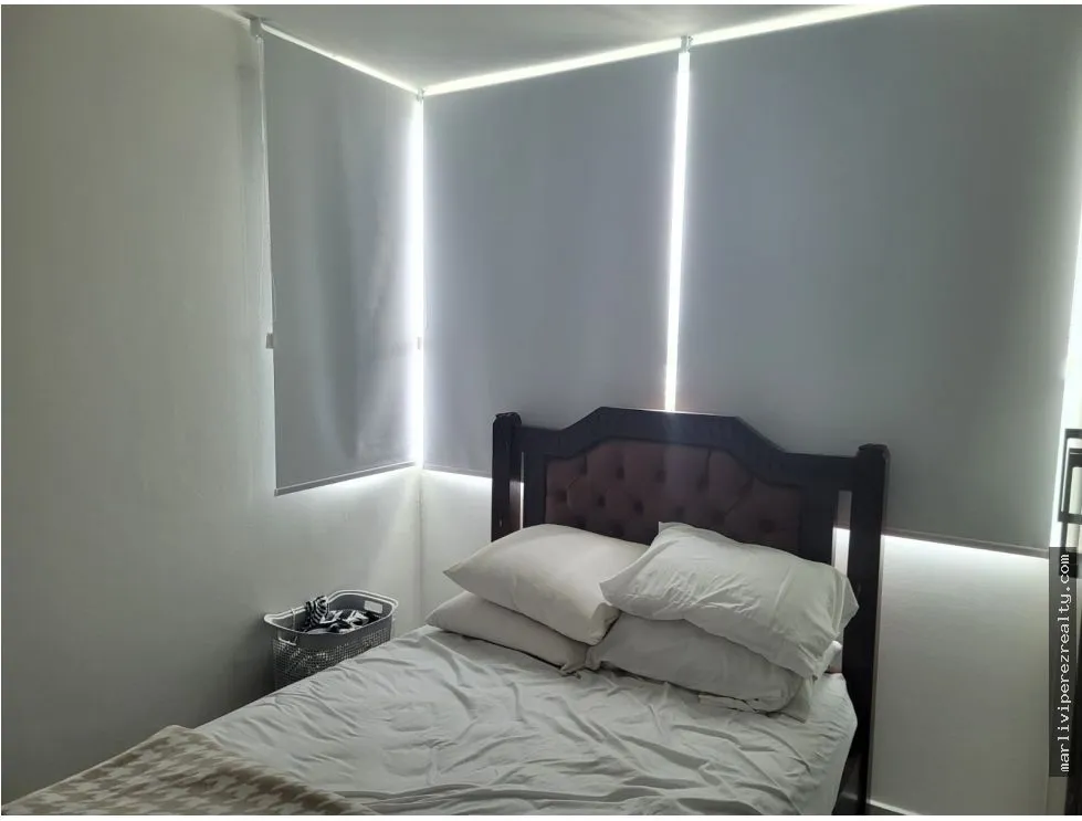 Apartment for sale in Edison Park