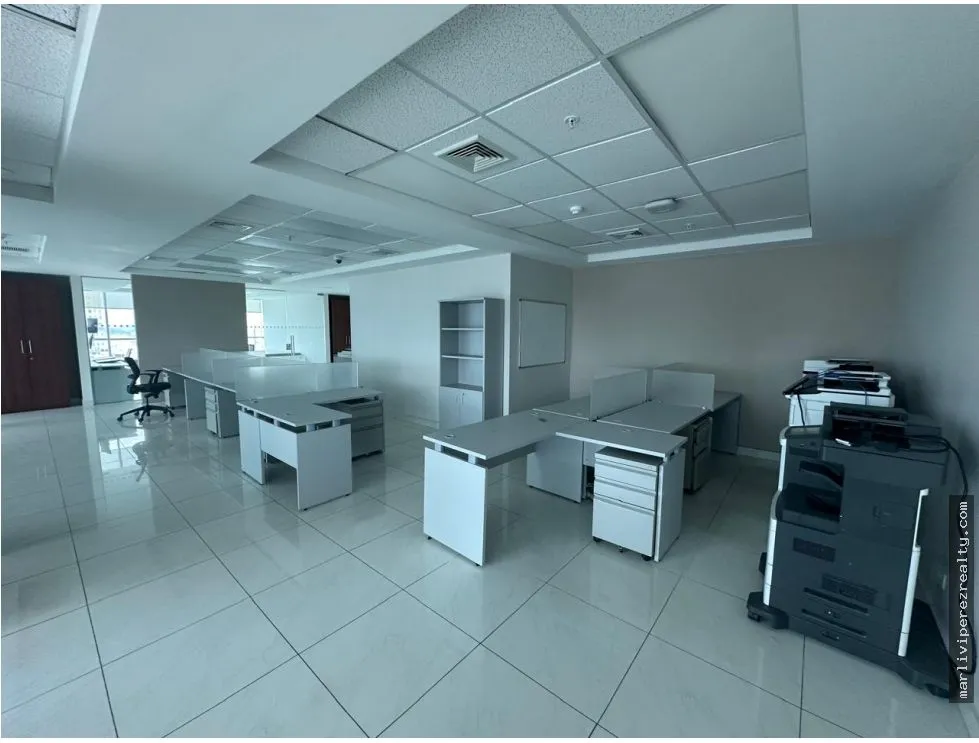 Office for rent in Bella Vista