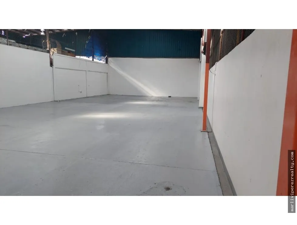 Warehouse for rent in Panama