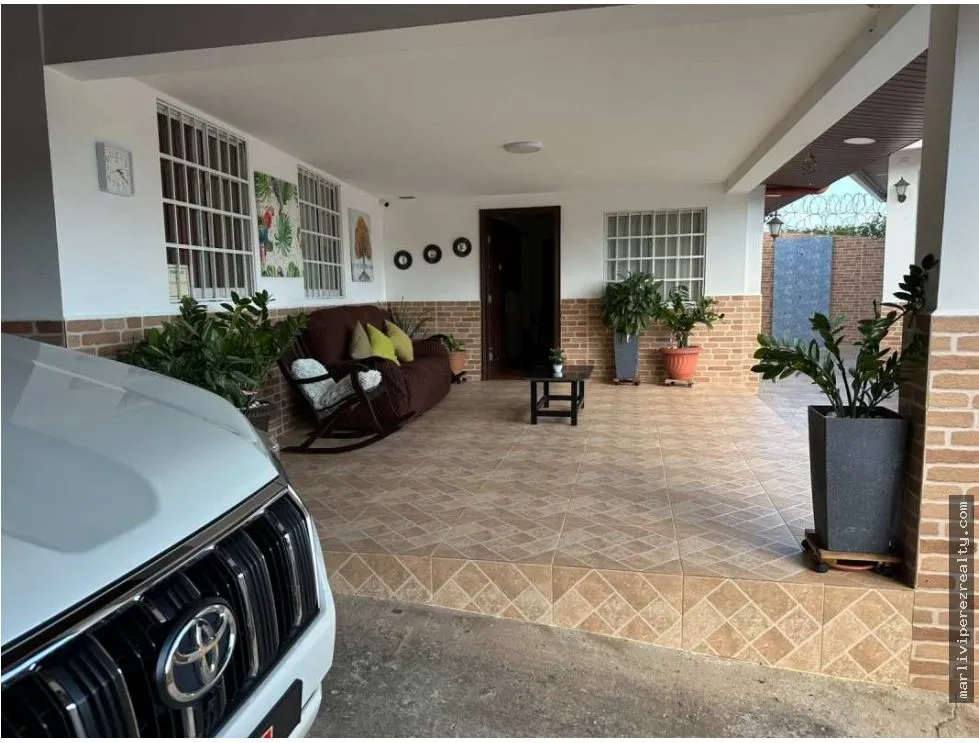 Venta de casa en Tocumen