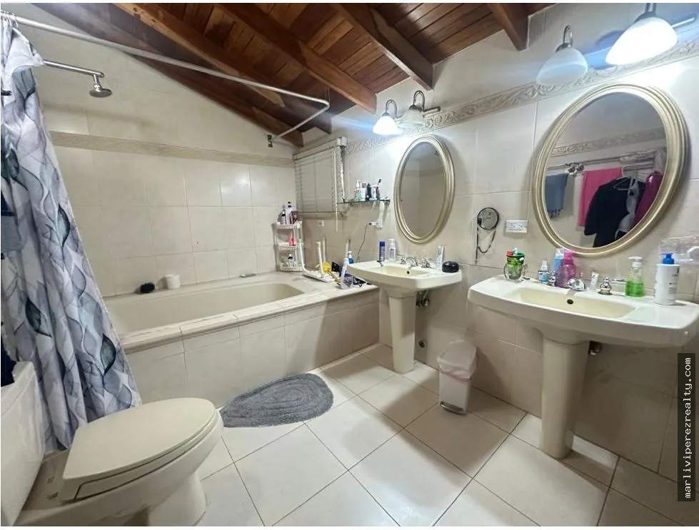 Maison unifamiliale à Betania à vendre