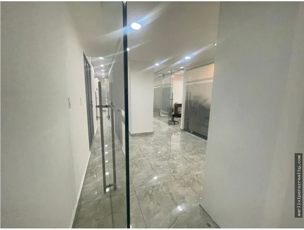 Office for rent in Via Espana