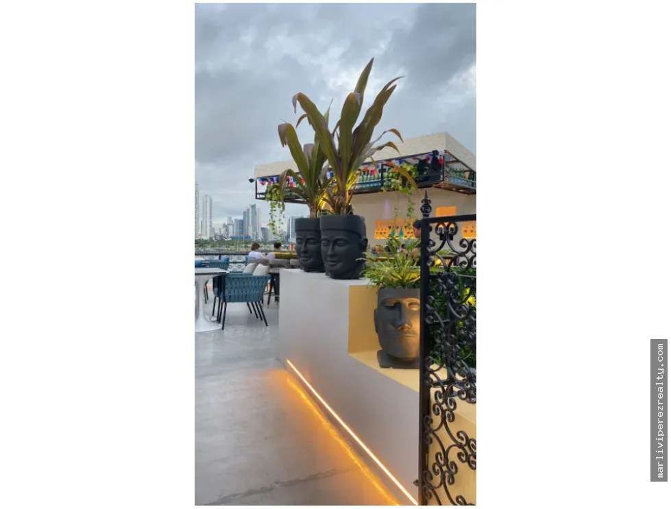 Venta de Local Comercial en Casco Viejo