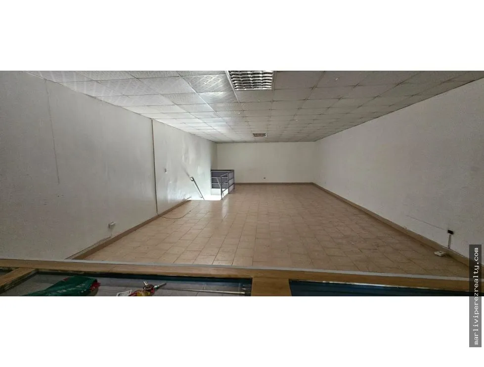Alquiler de local comercial en Mañanitas