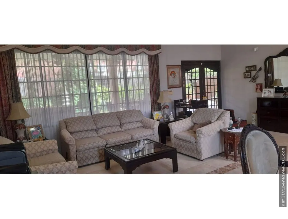 Single Family House for sale in El Carmen