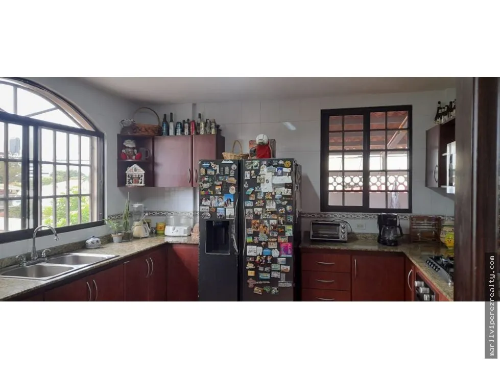 Single Family House for sale in El Carmen