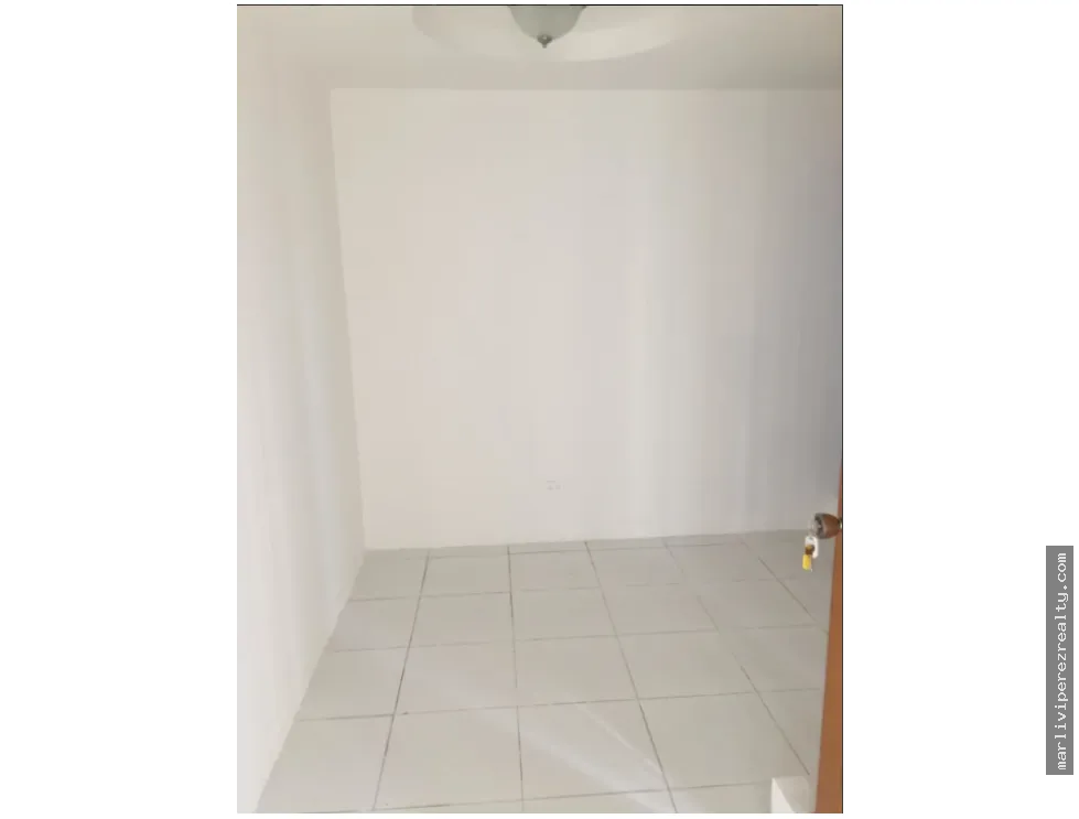 Office for rent in Bella Vista