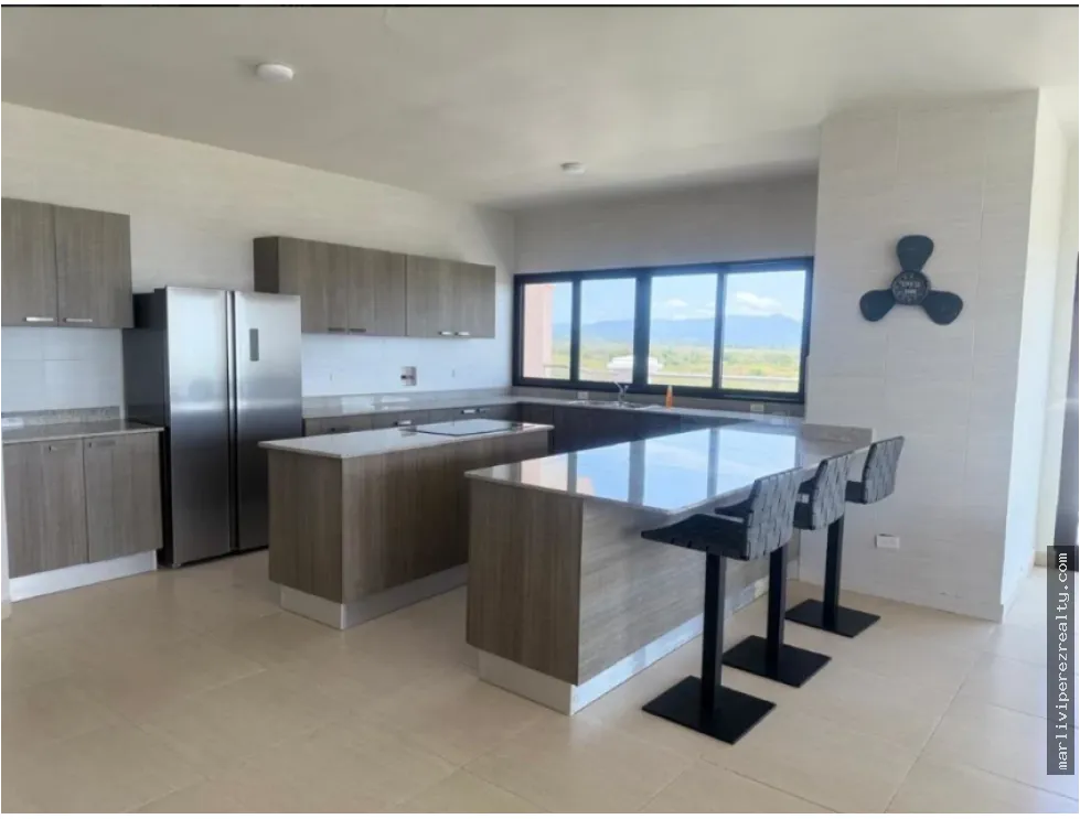 Venta de Apartamento (PentHouse) San Carlos