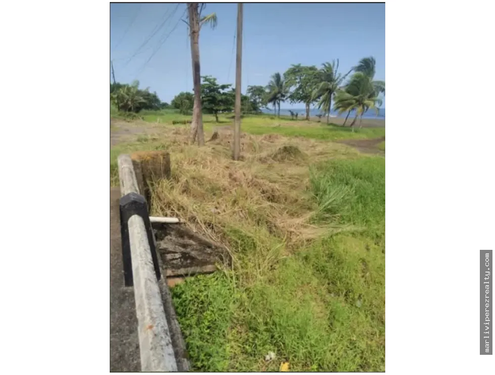 Venta de Terreno (Playa) Colon