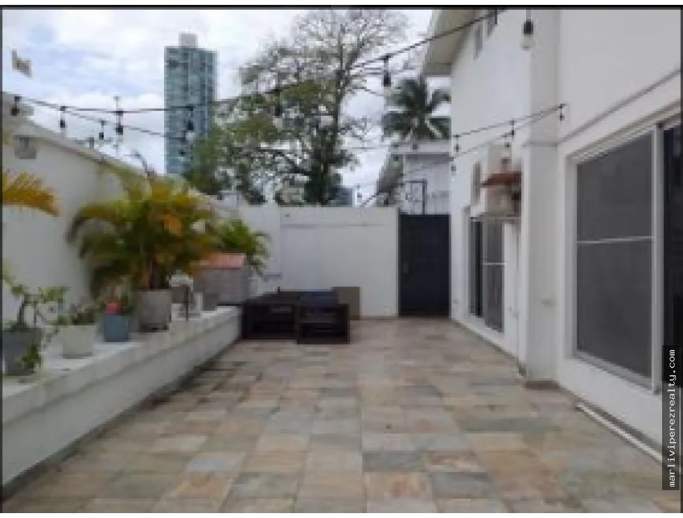 Single Family House for sale in Altos del Golf