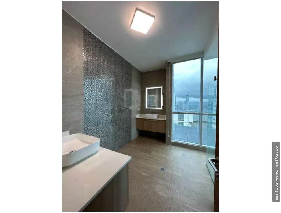 Penthouse for sale in Bella Vista