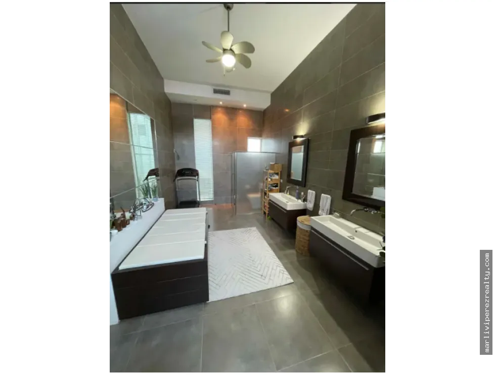 Single Family House for rent in Altos del Golf