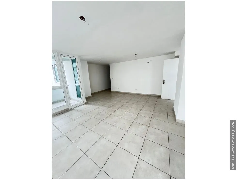 Apartment for sale in Edison Park