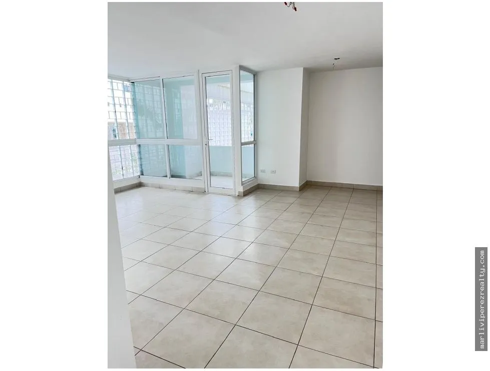Apartment for sale in Edison Park