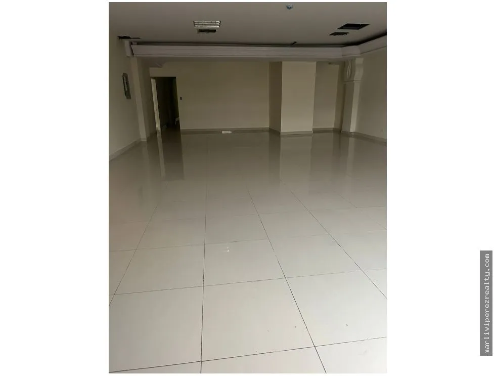 Se Alquila Local Comercial El Dorado