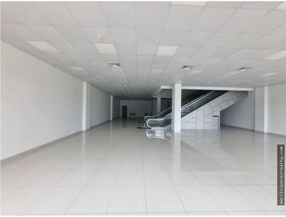 Se Alquila Local Comercial El Dorado