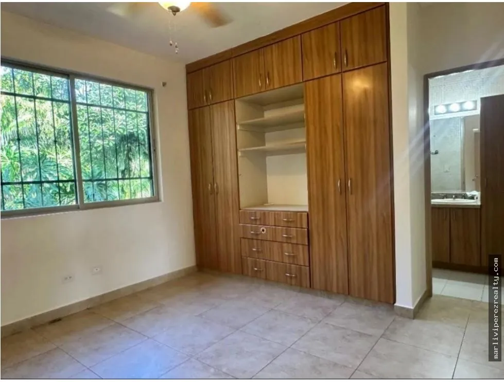 Alquiler Residencial Clayton