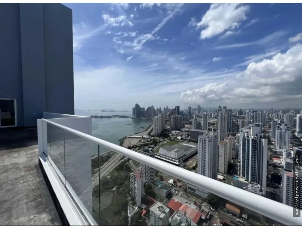 Sale of Apartment in Coco del Mar