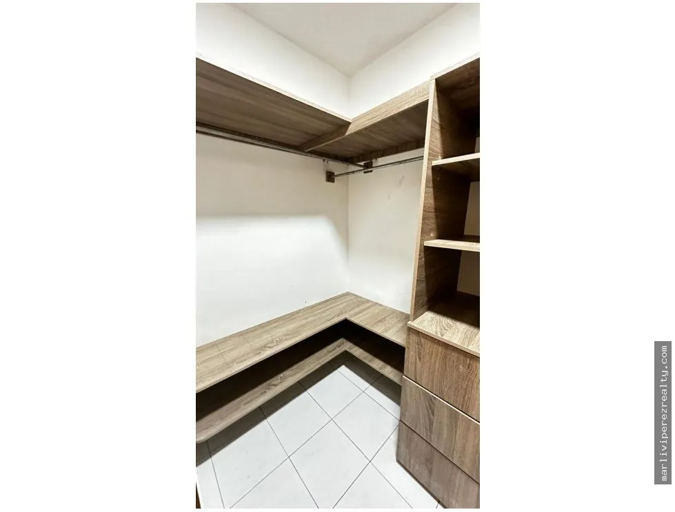 Apartment for Sale in Bella Vista