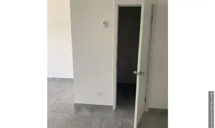 Commercial Space Rentals on Vía Israel