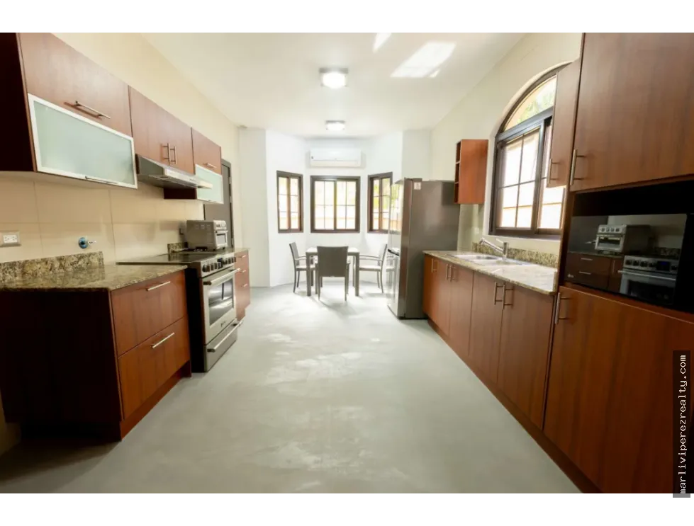 Venta de Residencia en Costa Sur