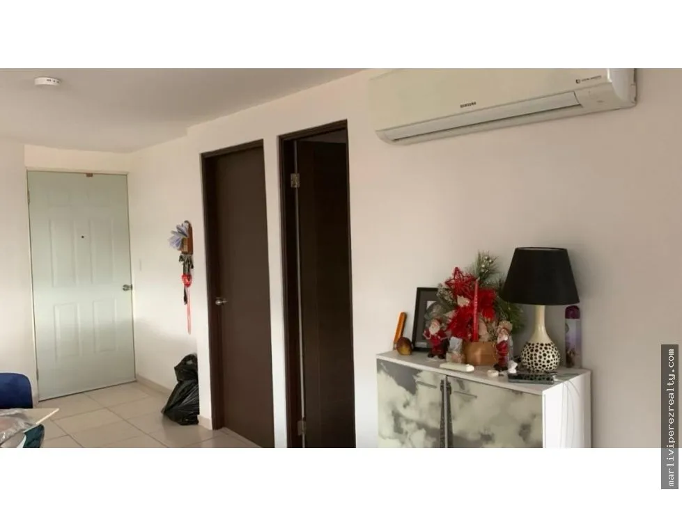 Sale of Furnished Apartment in Llano Bonito
