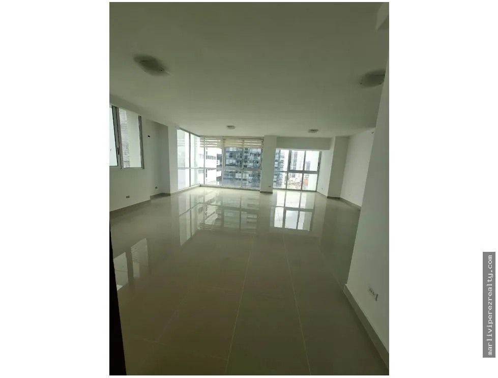 公寓 在 Bella Vista 出售