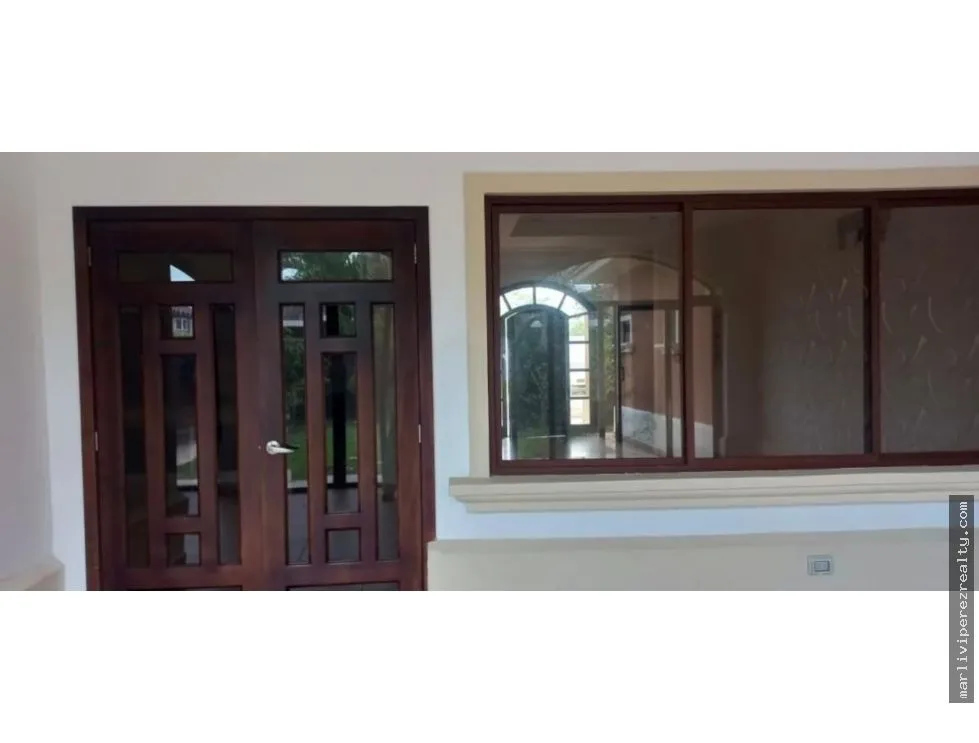 Venta de residencia en Costa Sur