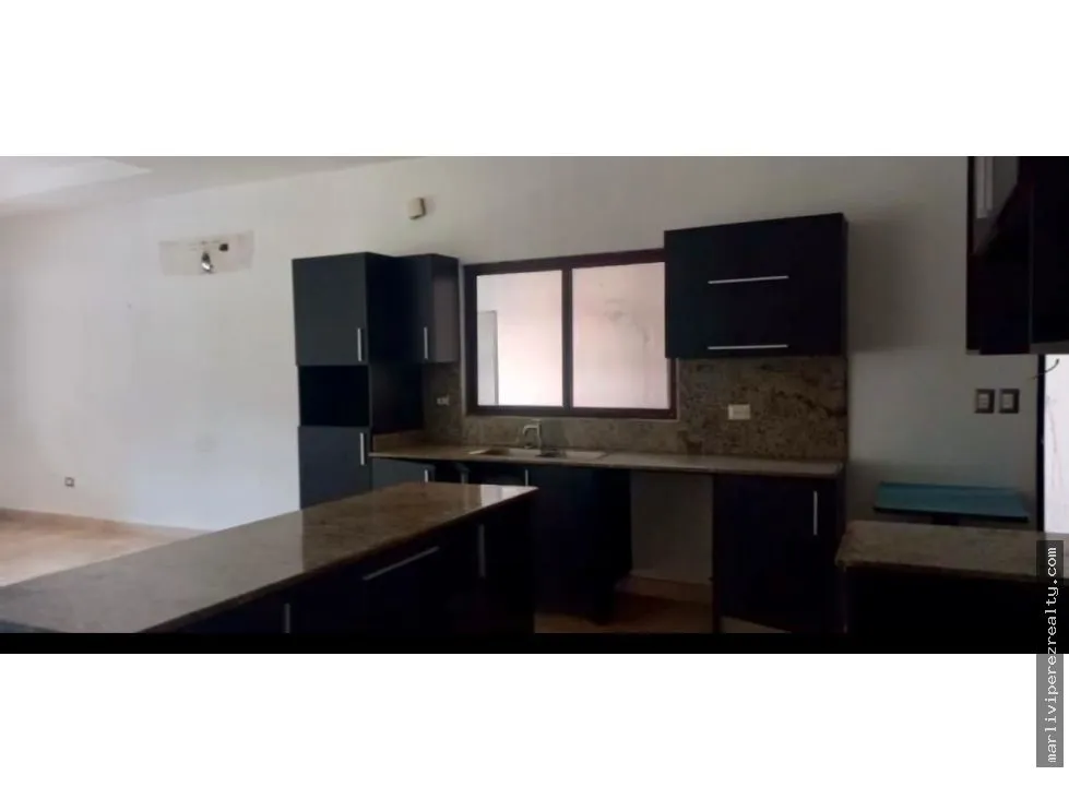 Venta de residencia en Costa Sur
