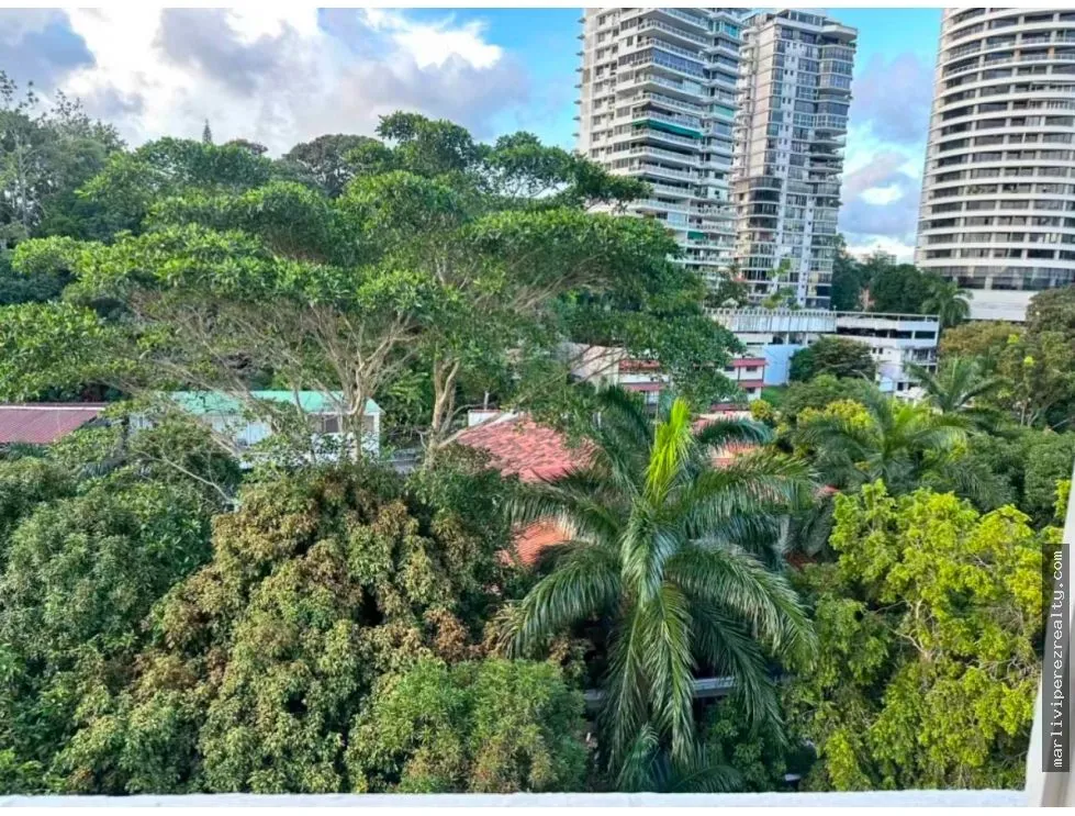 Venta de apartamento en La Cresta, Bella Vista