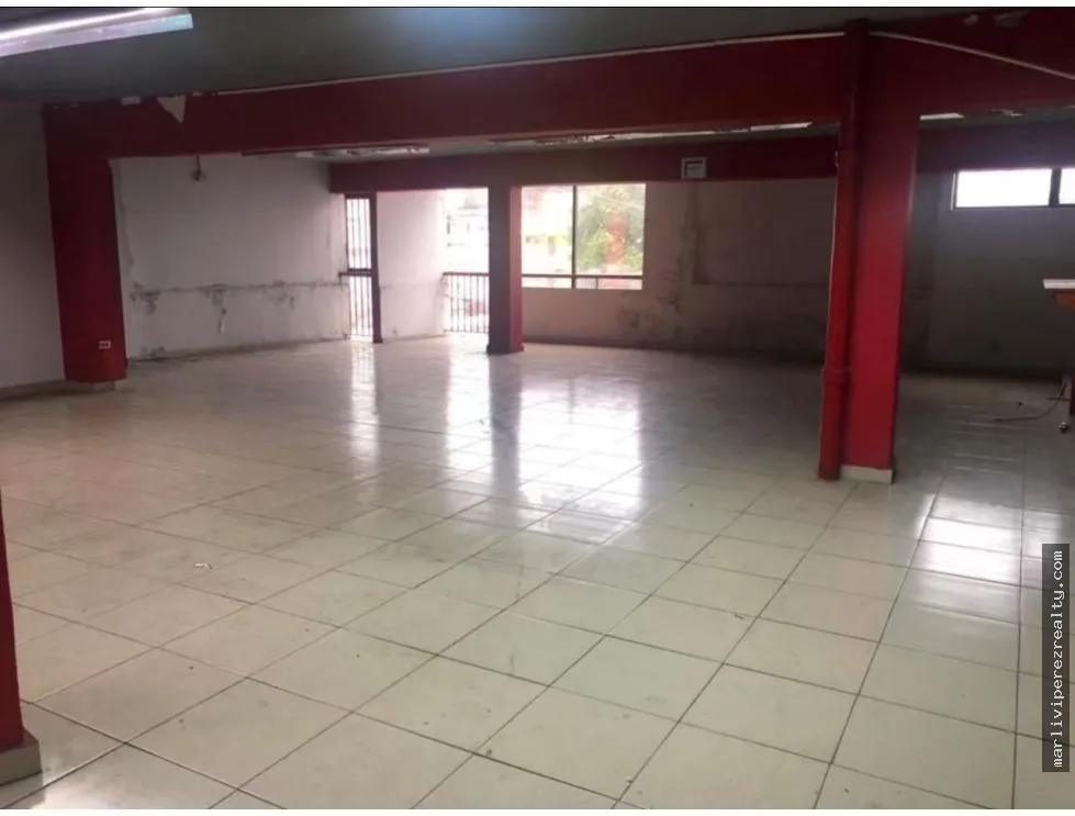 Alquiler de Edificio comercial en Calidonia