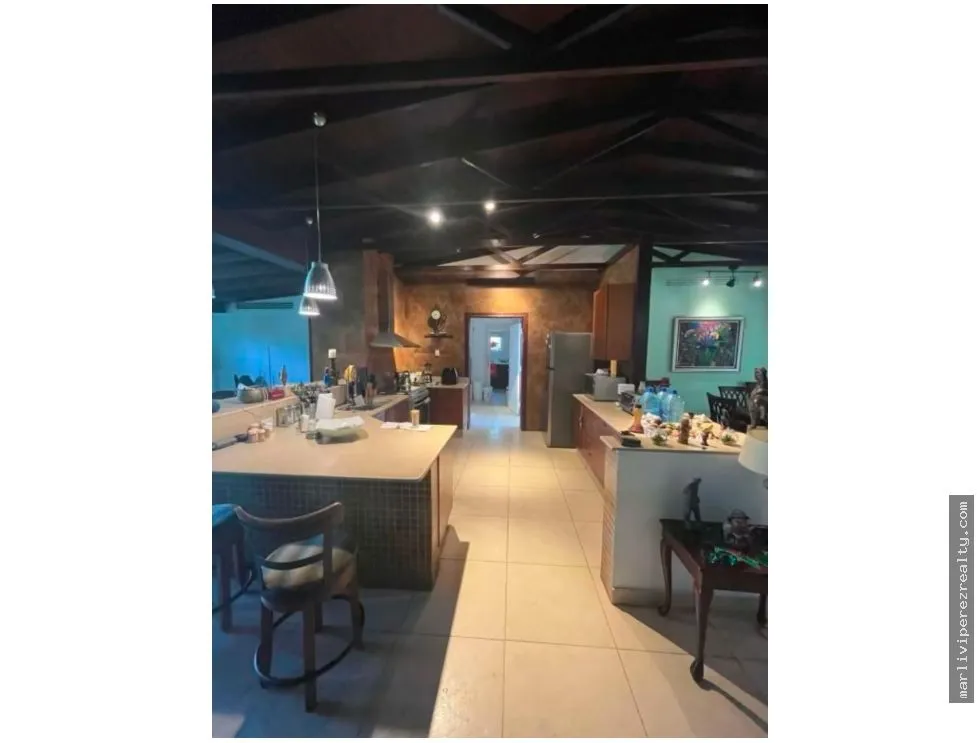 Alquiler de residencia en Llanos de Curundu, Ancón
