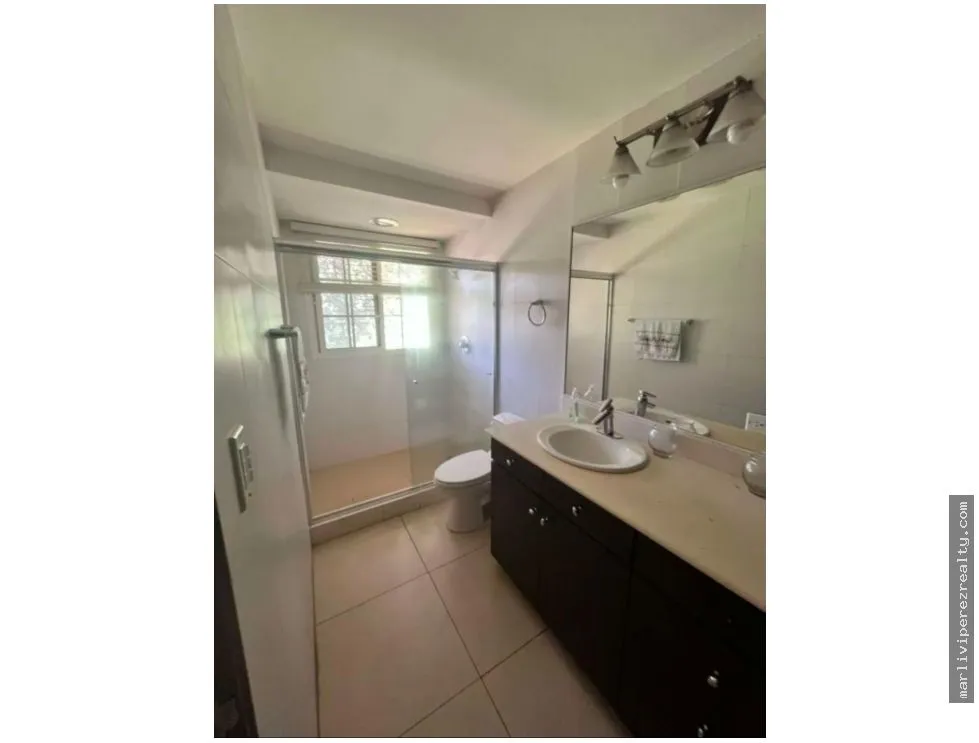 Alquiler de residencia en Llanos de Curundu, Ancón