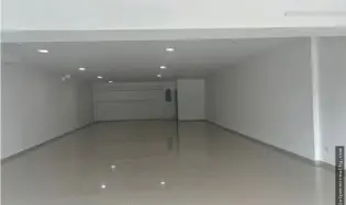 Alquiler de local comercial en Vía España - Planta Baja