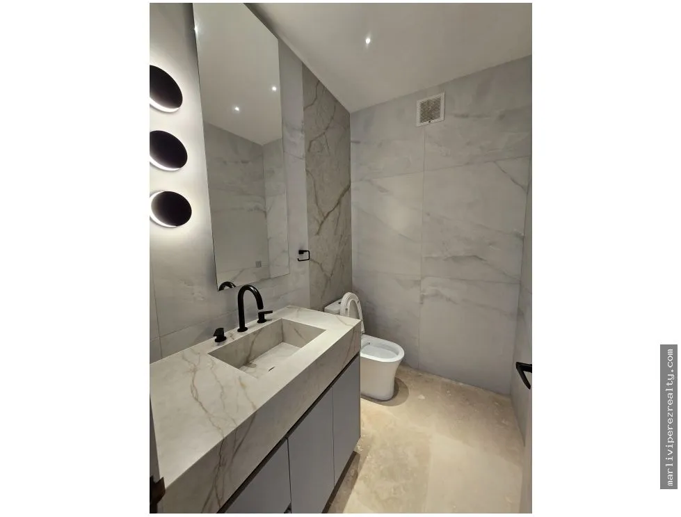 Venta de Apartamento en Punta Pacifica
