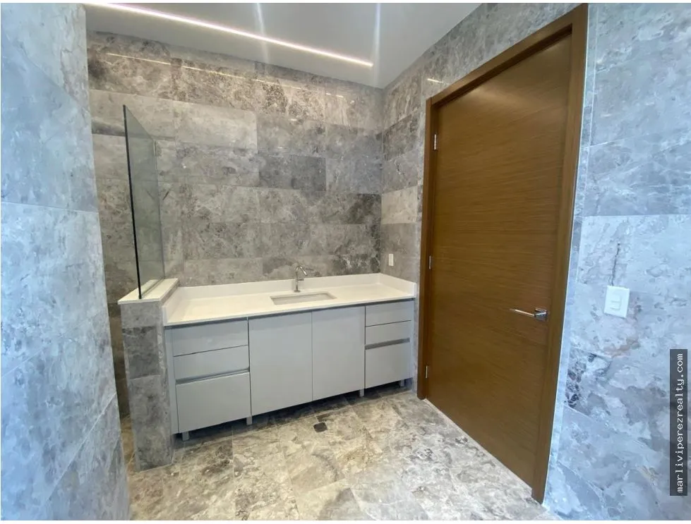квартира в Costa del Este на продажу