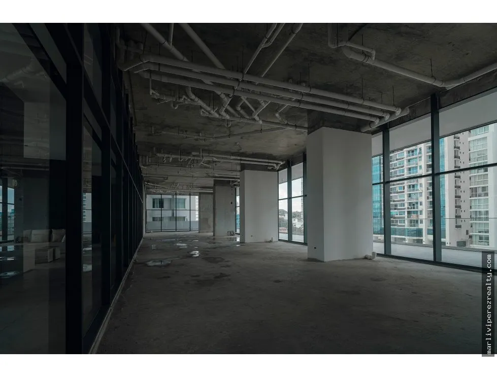 Restaurant Space for Rent with Terrace in Bella Vista