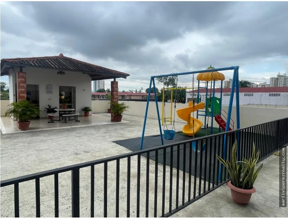 Appartement à Parque Lefevre à vendre