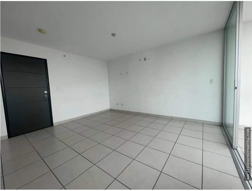 Venta de apartamento en Parque Lefevre