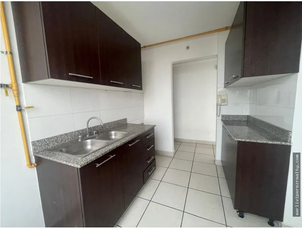 Venta de apartamento en Parque Lefevre
