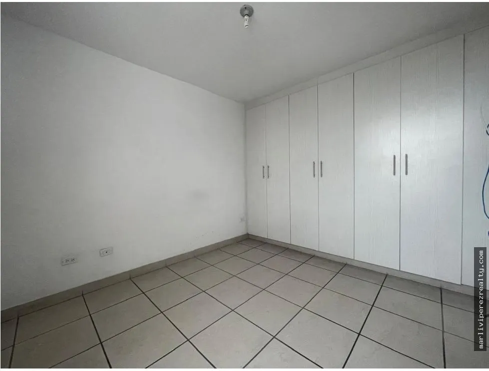 Venta de apartamento en Parque Lefevre