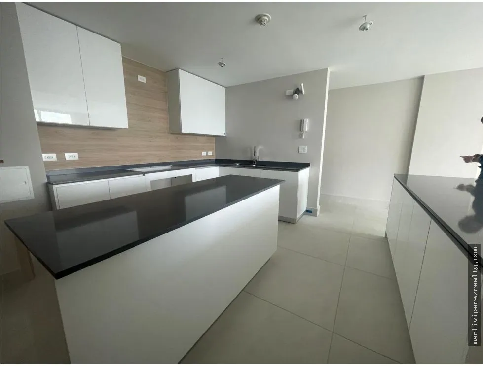 Apartment for Sale in Coco del Mar