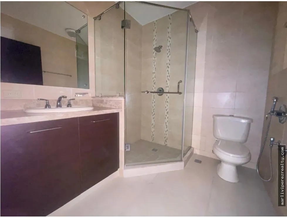 Venta de apartamento en Clayton, Ancón