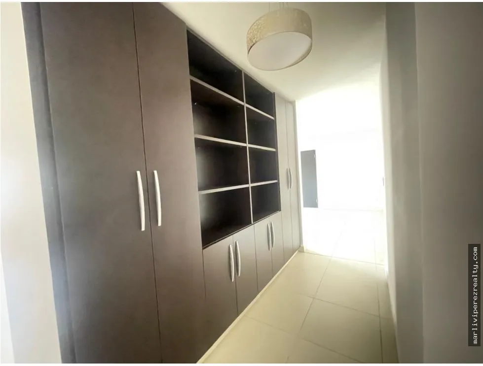 Venta de apartamento en Clayton, Ancón