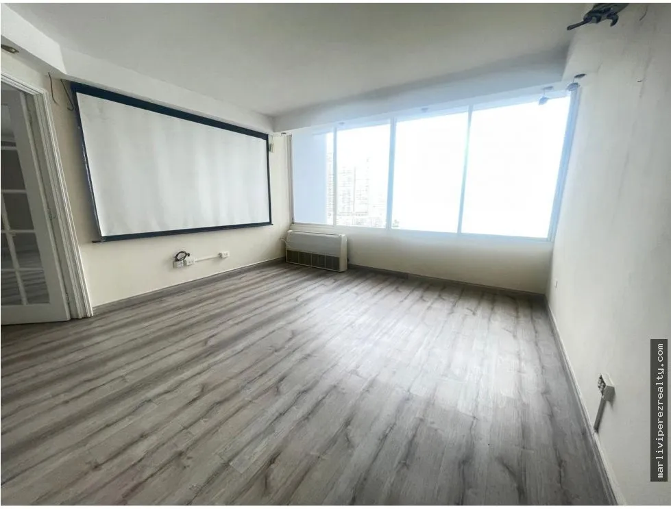 Venta de apartamento en Avenida Balboa
