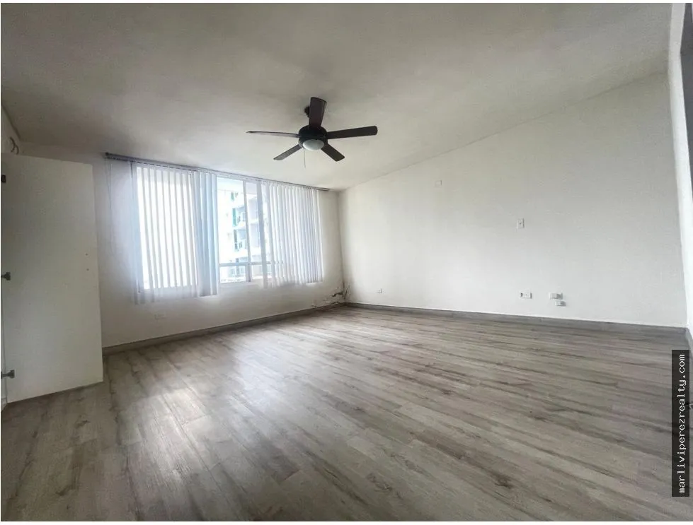 Venta de apartamento en Avenida Balboa