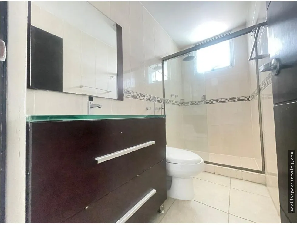 Venta de apartamento en Clayton