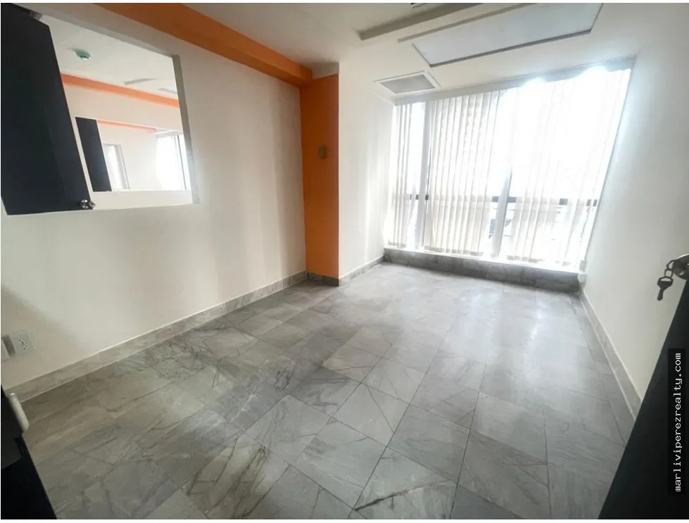 Office Rental on Avenida Balboa